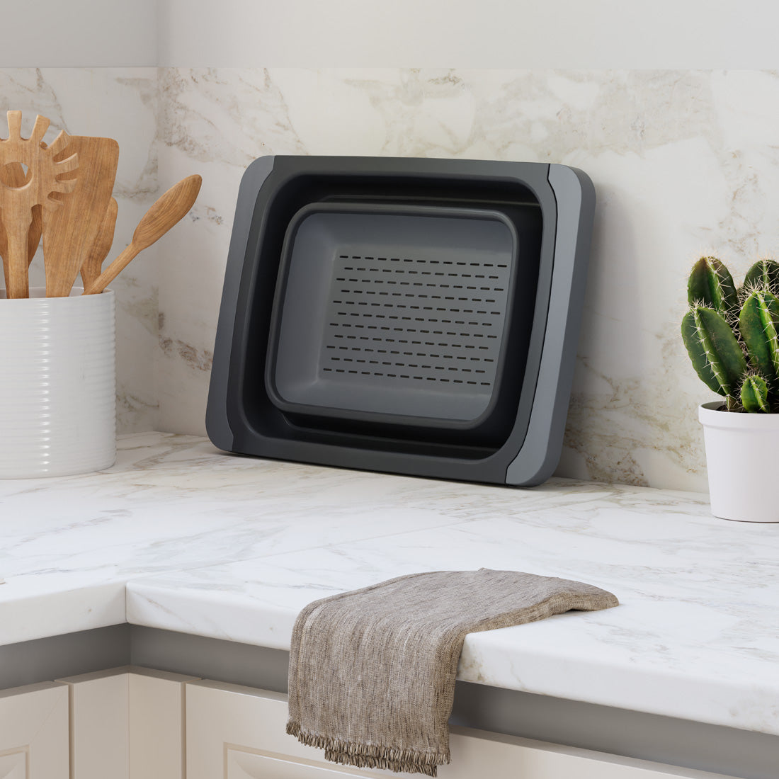 Dunya 6,3 L Adjustable Folding Strainer